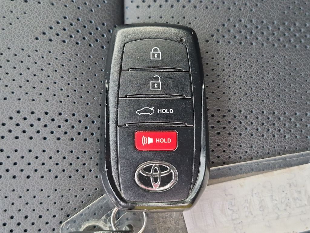Thumbnail: 2026 Toyota Camry - 19