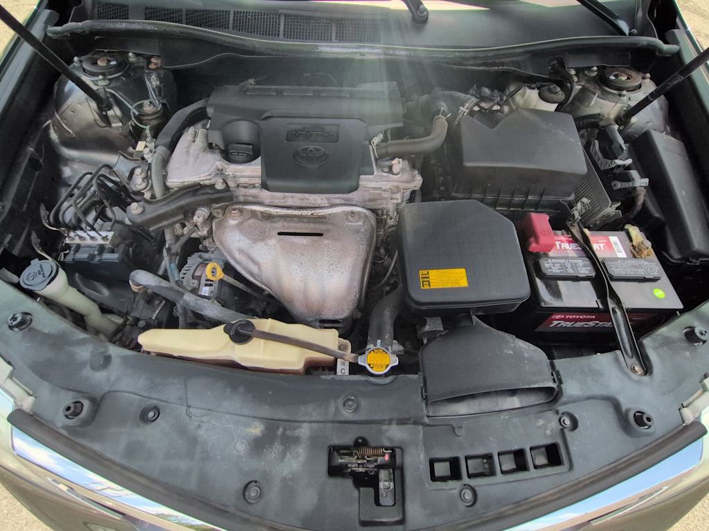 Thumbnail: 2012 Toyota Camry - 8
