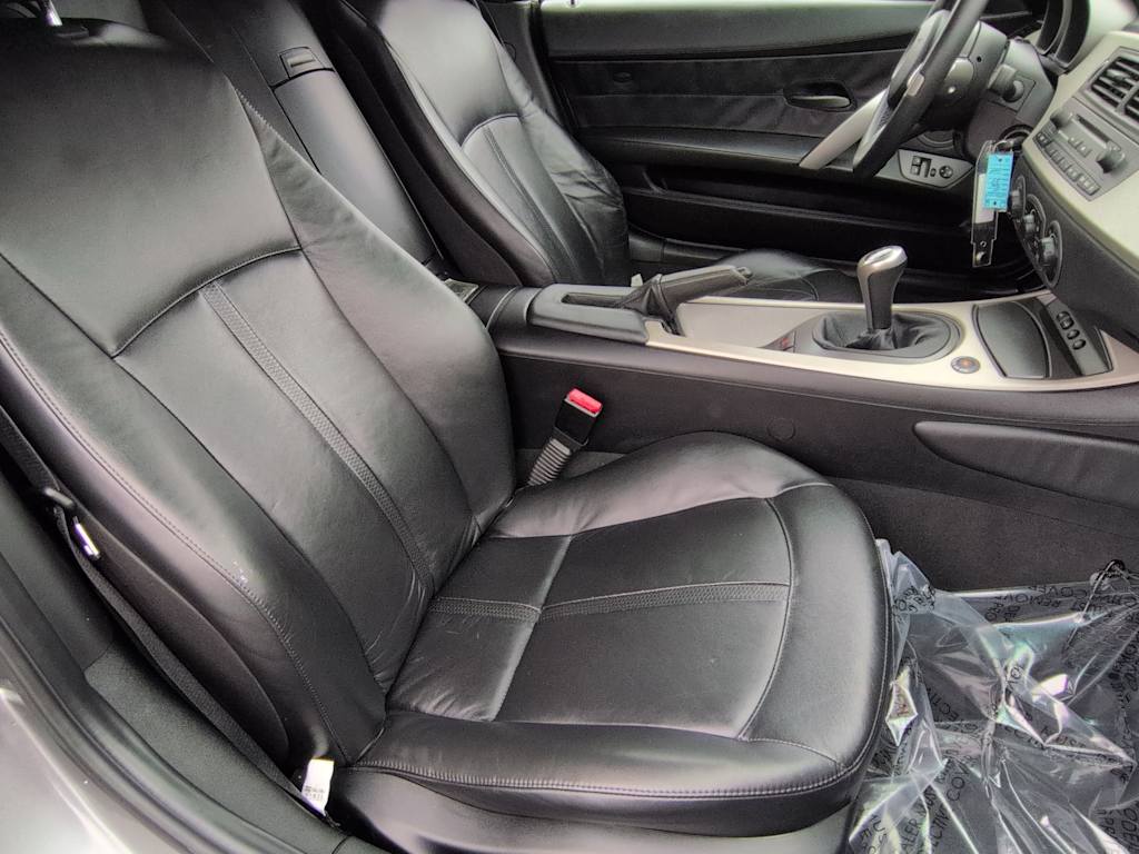 Thumbnail: 2004 BMW Z4 - 27