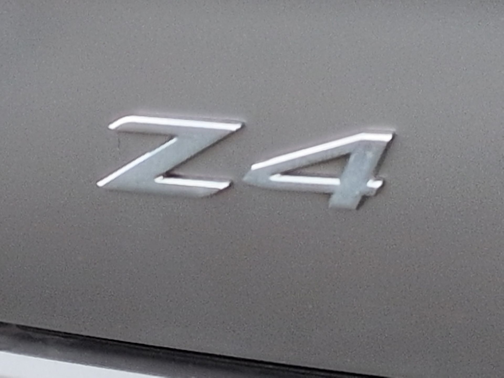 Thumbnail: 2004 BMW Z4 - 25