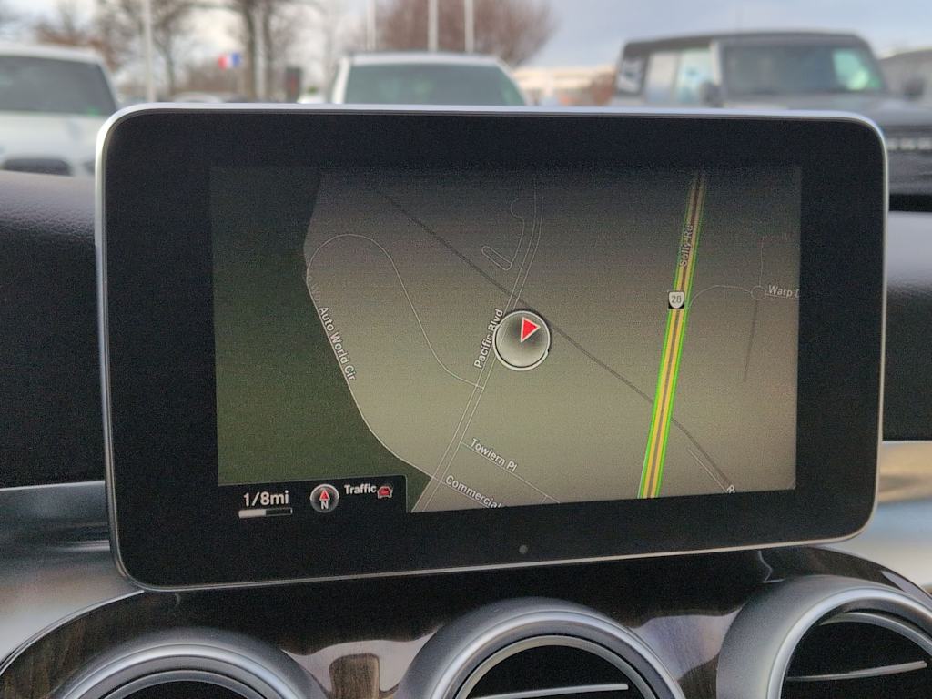 Thumbnail: 2015 Mercedes-Benz C-Class - 32