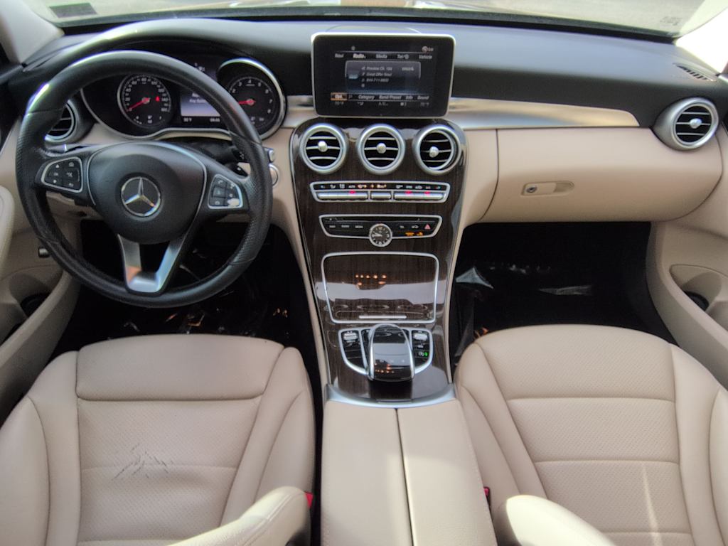 Thumbnail: 2015 Mercedes-Benz C-Class - 9