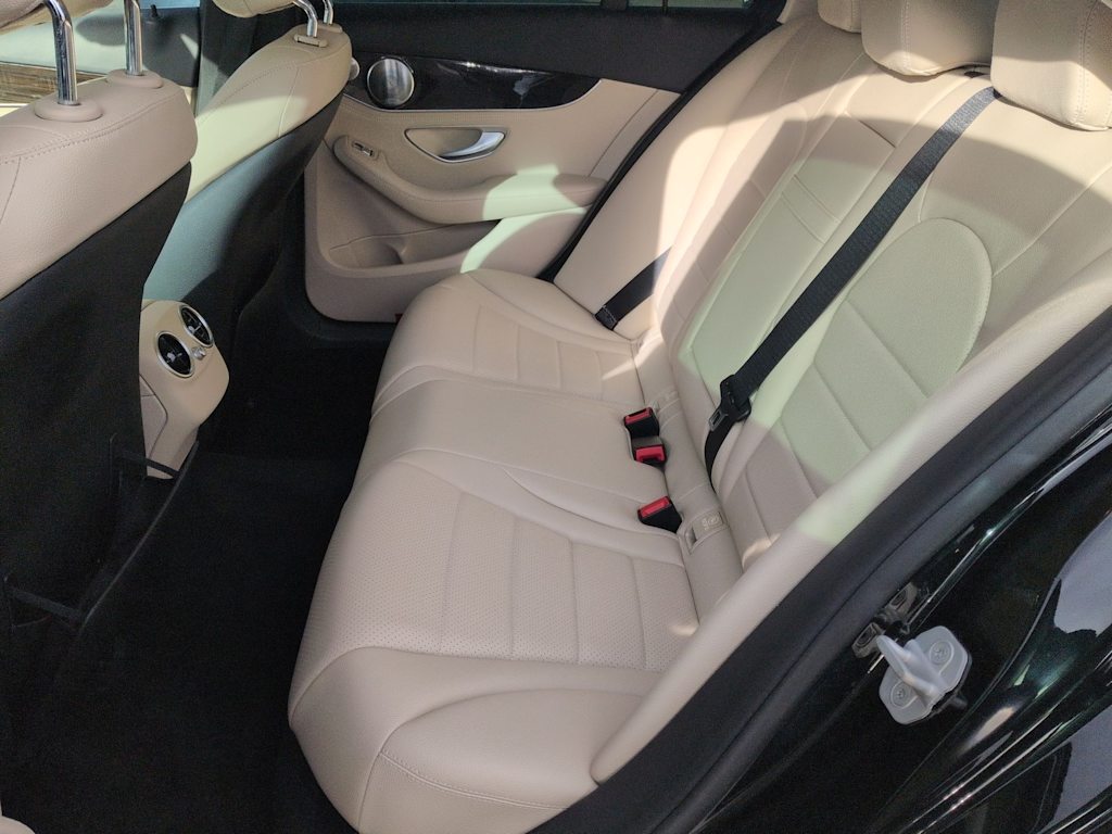 Thumbnail: 2015 Mercedes-Benz C-Class - 12