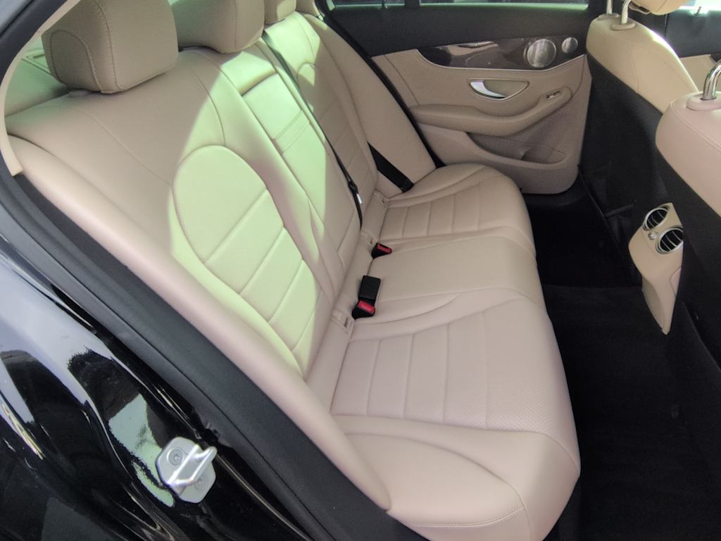 Thumbnail: 2015 Mercedes-Benz C-Class - 11