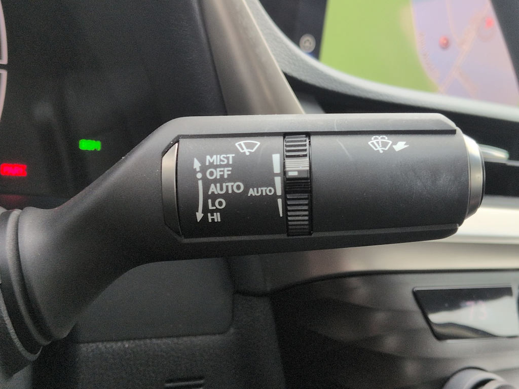 Thumbnail: 2019 Lexus ES - 34