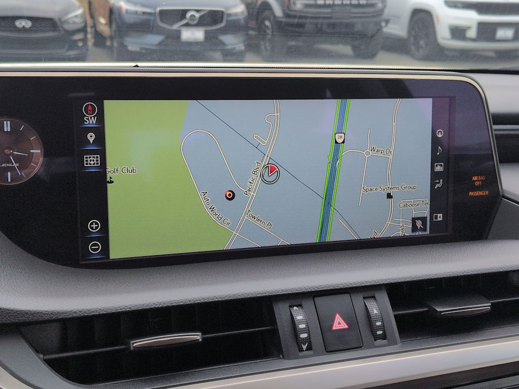 Thumbnail: 2019 Lexus ES - 36