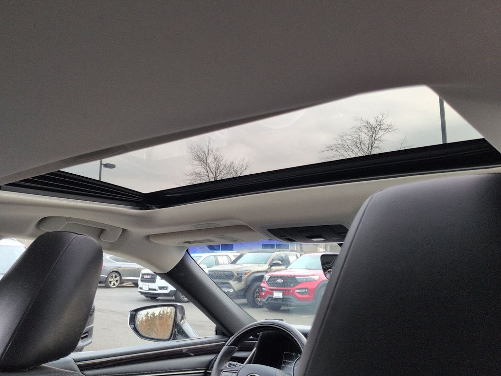 Thumbnail: 2019 Lexus ES - 31