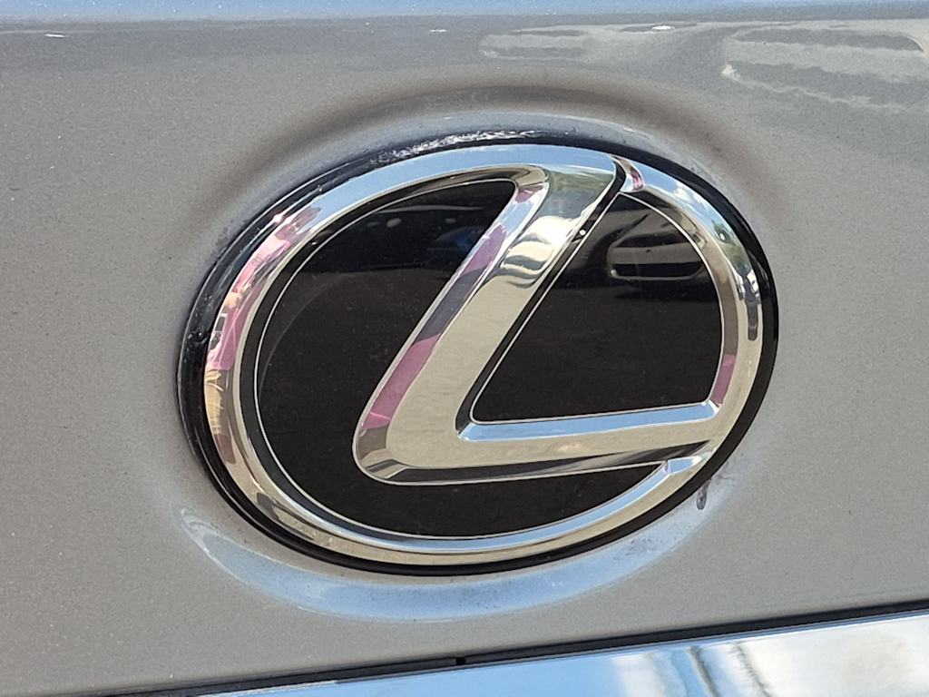 Thumbnail: 2024 Lexus ES - 7