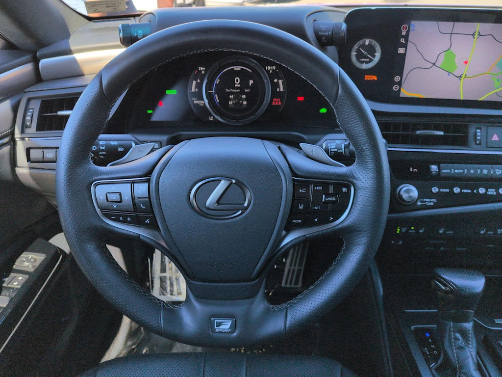 Thumbnail: 2022 Lexus ES - 14