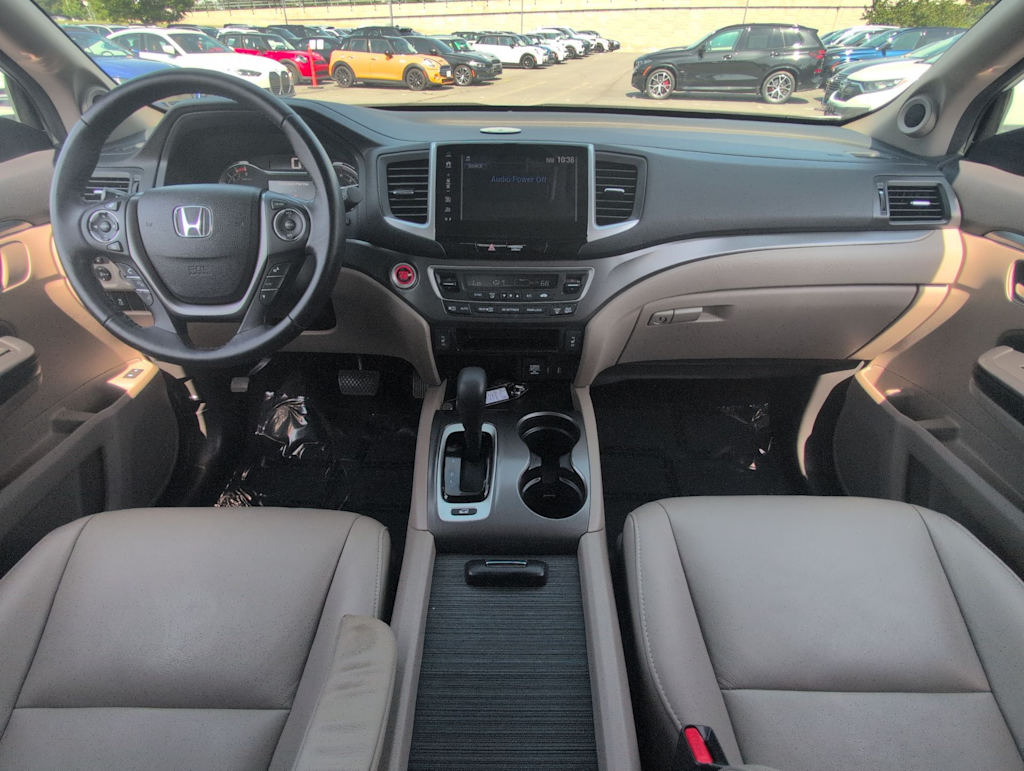 Thumbnail: 2018 Honda Pilot - 9