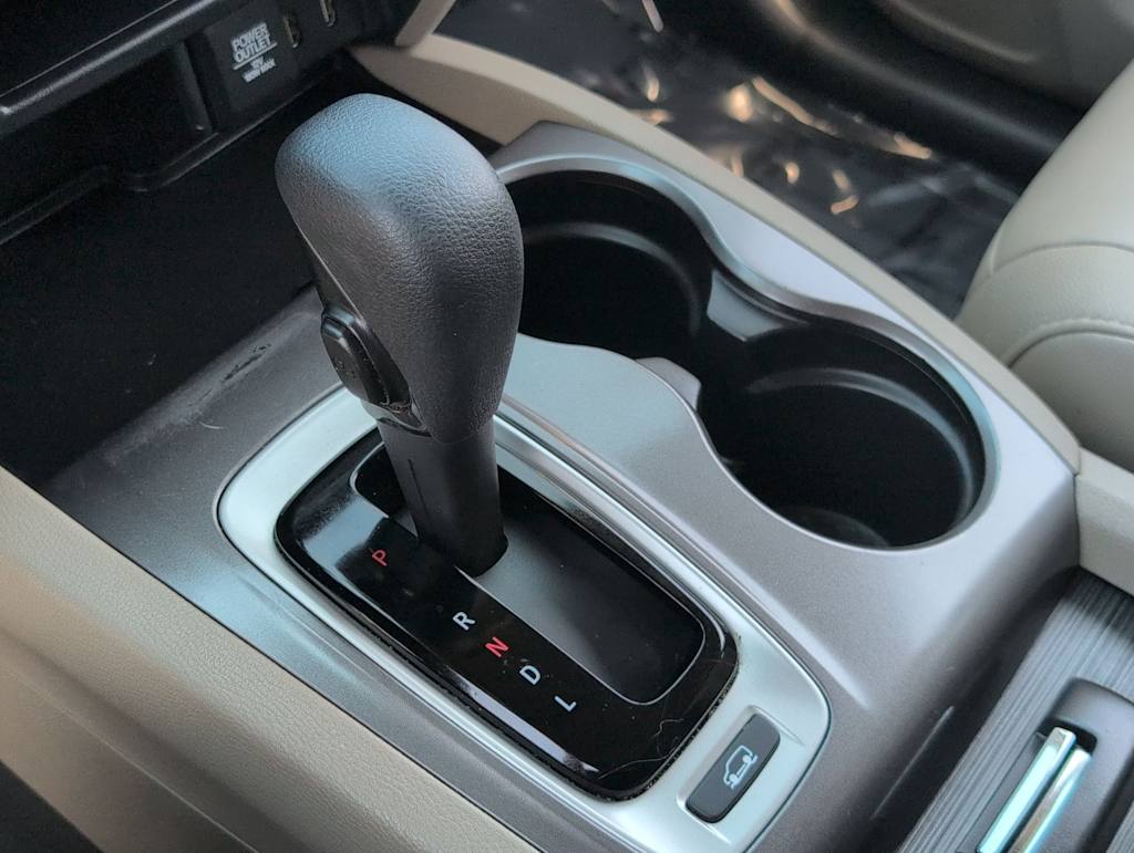 Thumbnail: 2018 Honda Pilot - 33