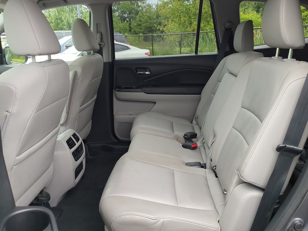Thumbnail: 2018 Honda Pilot - 29