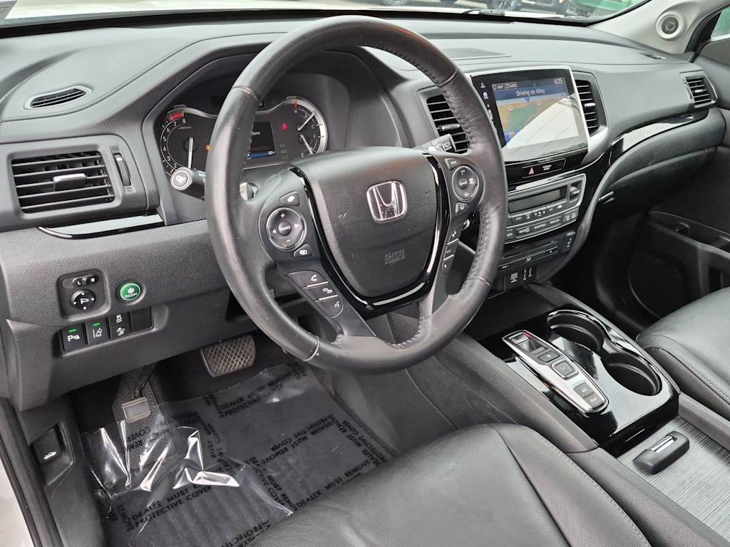 Thumbnail: 2017 Honda Pilot - 2