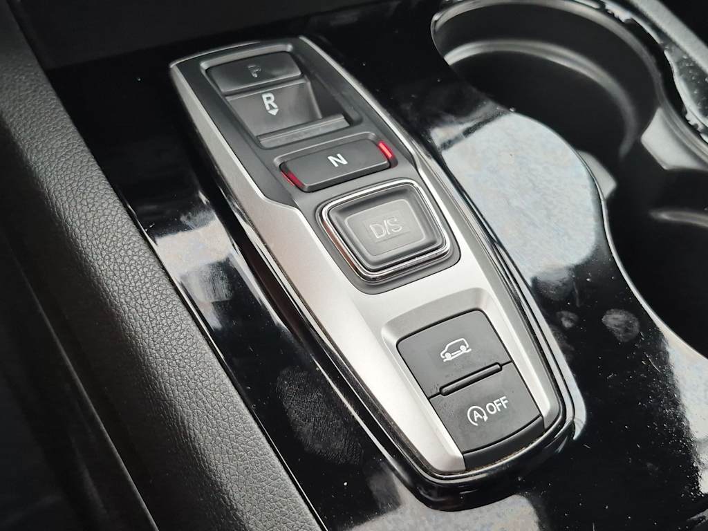 Thumbnail: 2017 Honda Pilot - 37