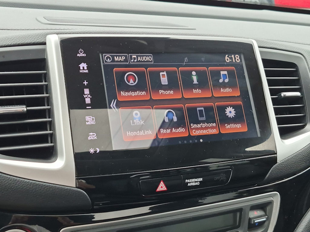 Thumbnail: 2017 Honda Pilot - 15