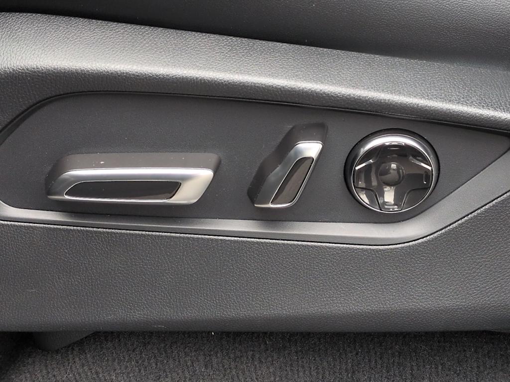 Thumbnail: 2024 Acura MDX - 27