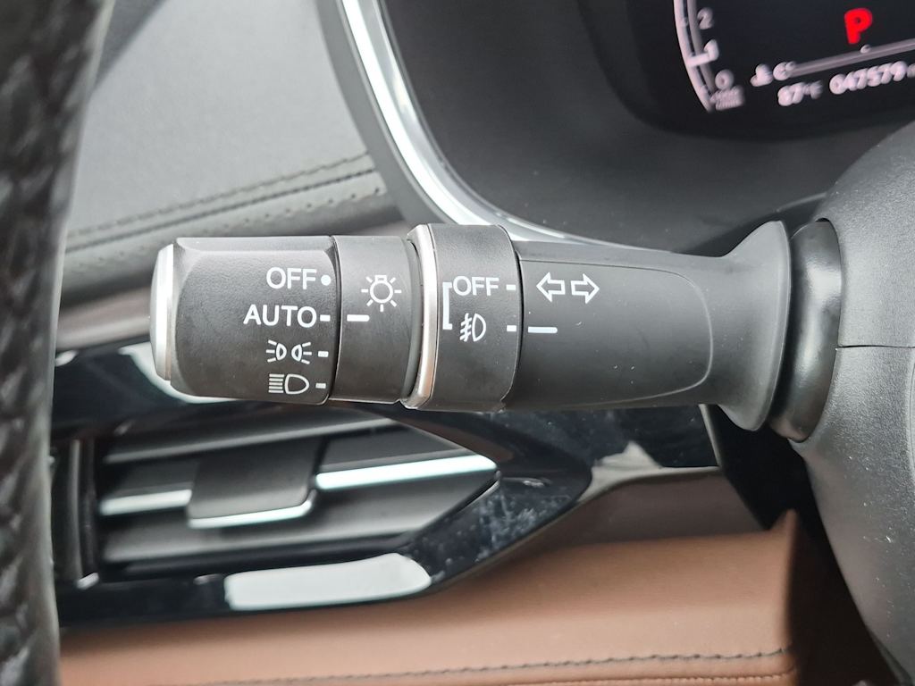 Thumbnail: 2023 Acura MDX - 35
