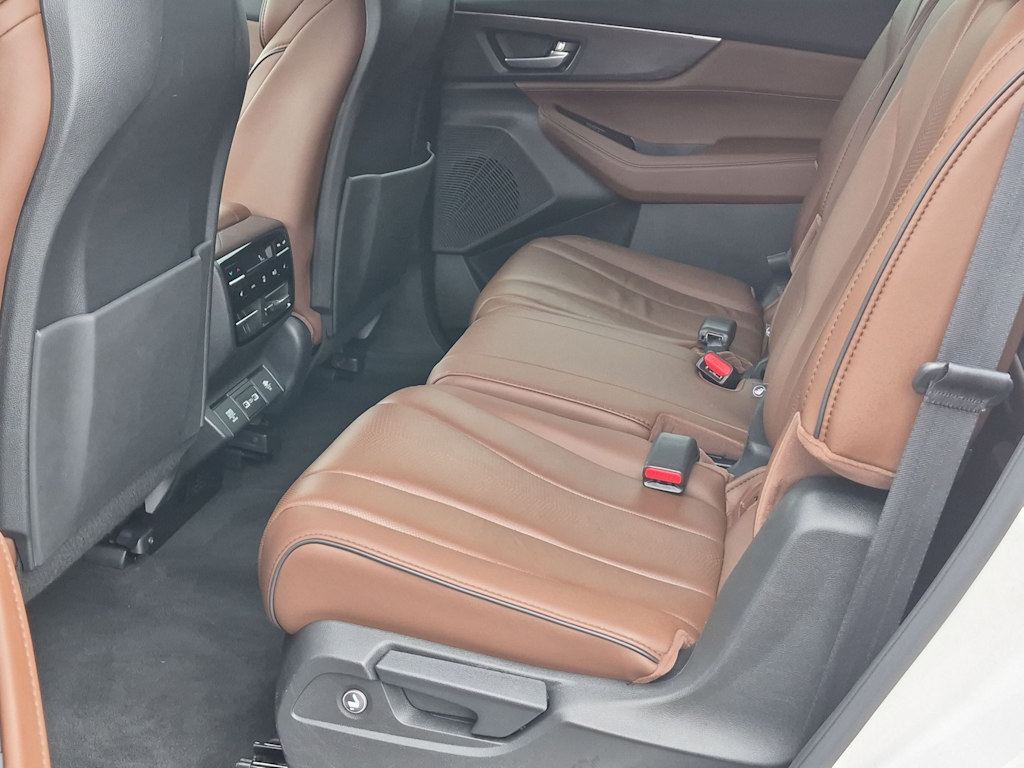 Thumbnail: 2023 Acura MDX - 29