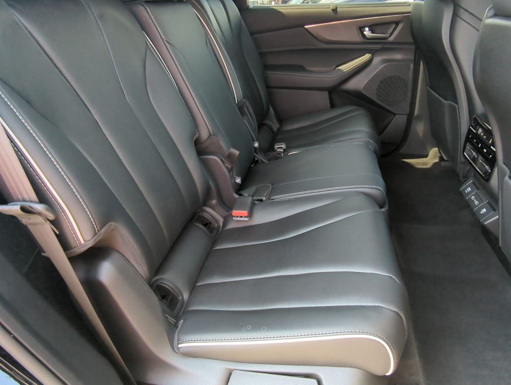 Thumbnail: 2023 Acura MDX - 28