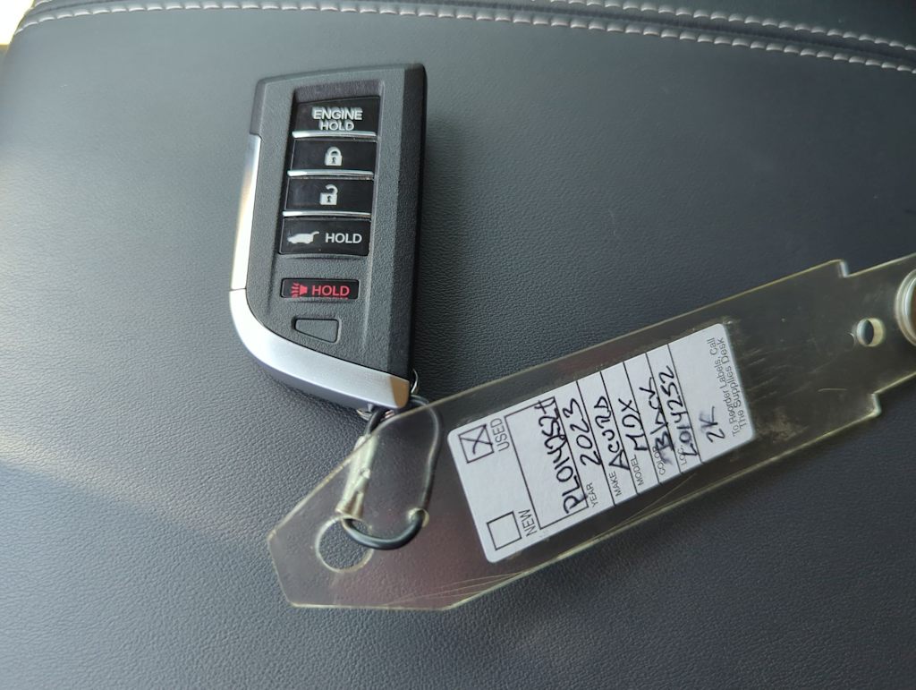 Thumbnail: 2023 Acura MDX - 18