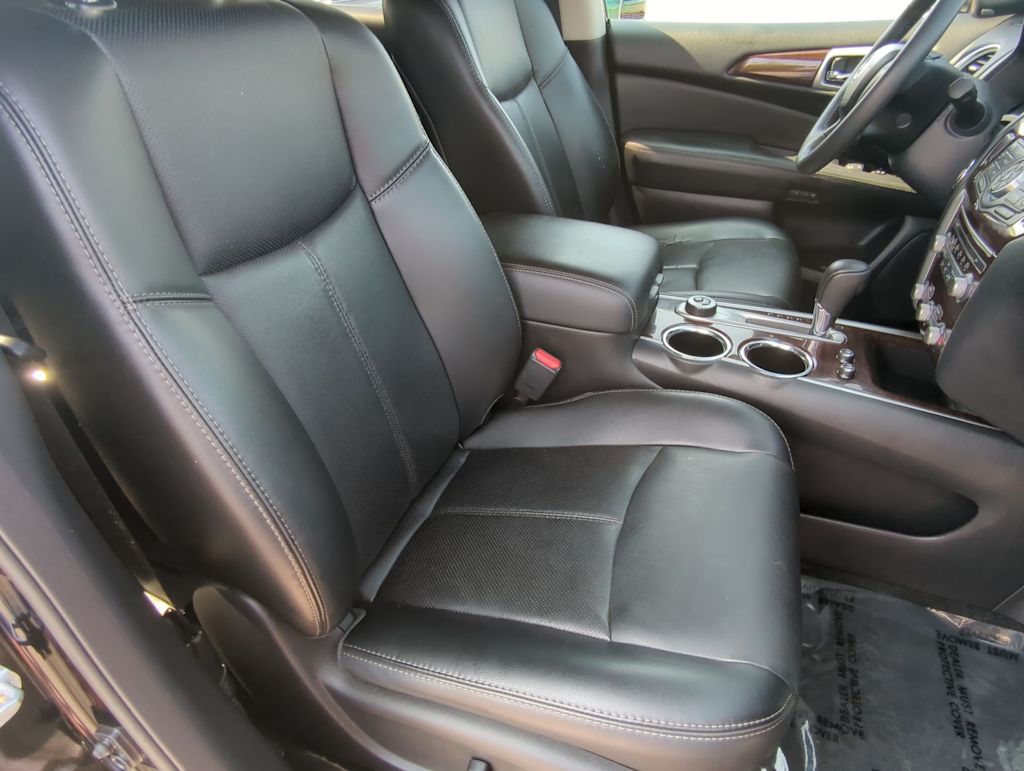 Thumbnail: 2016 Nissan Pathfinder - 29