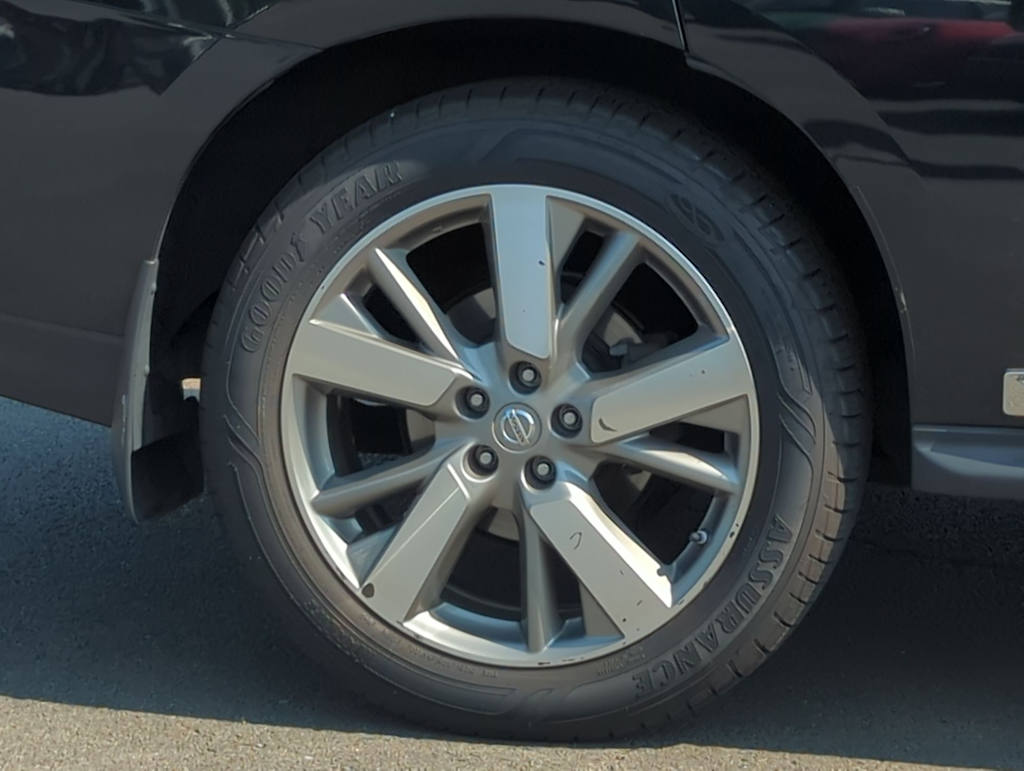 Thumbnail: 2016 Nissan Pathfinder - 8