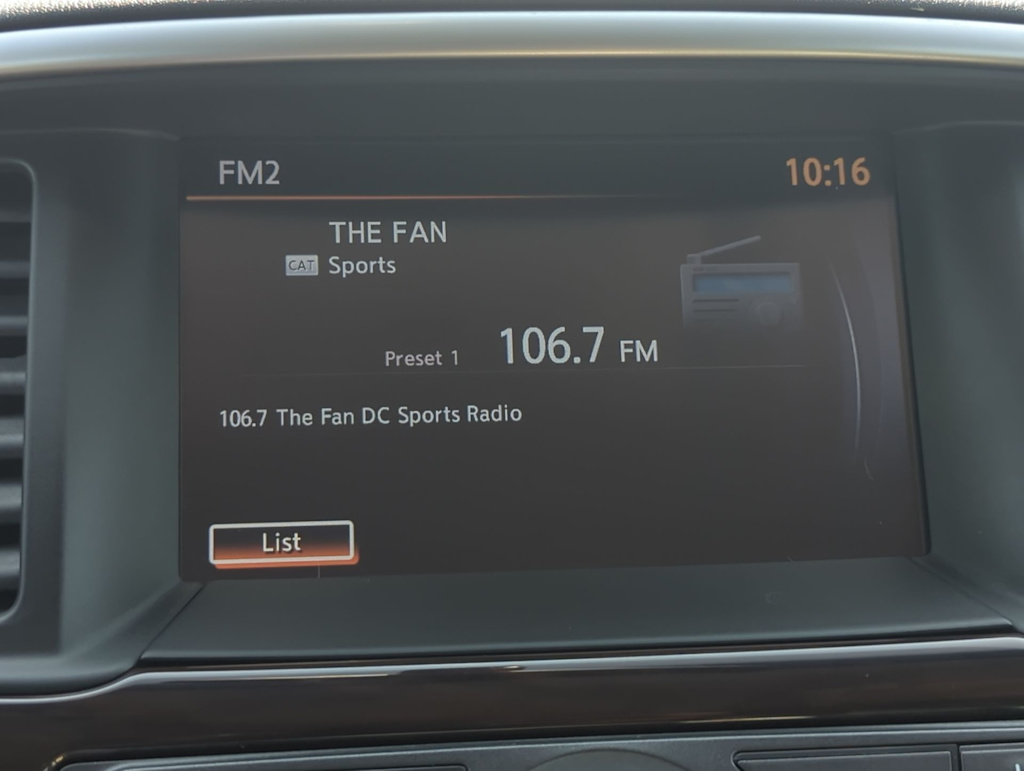 Thumbnail: 2016 Nissan Pathfinder - 36