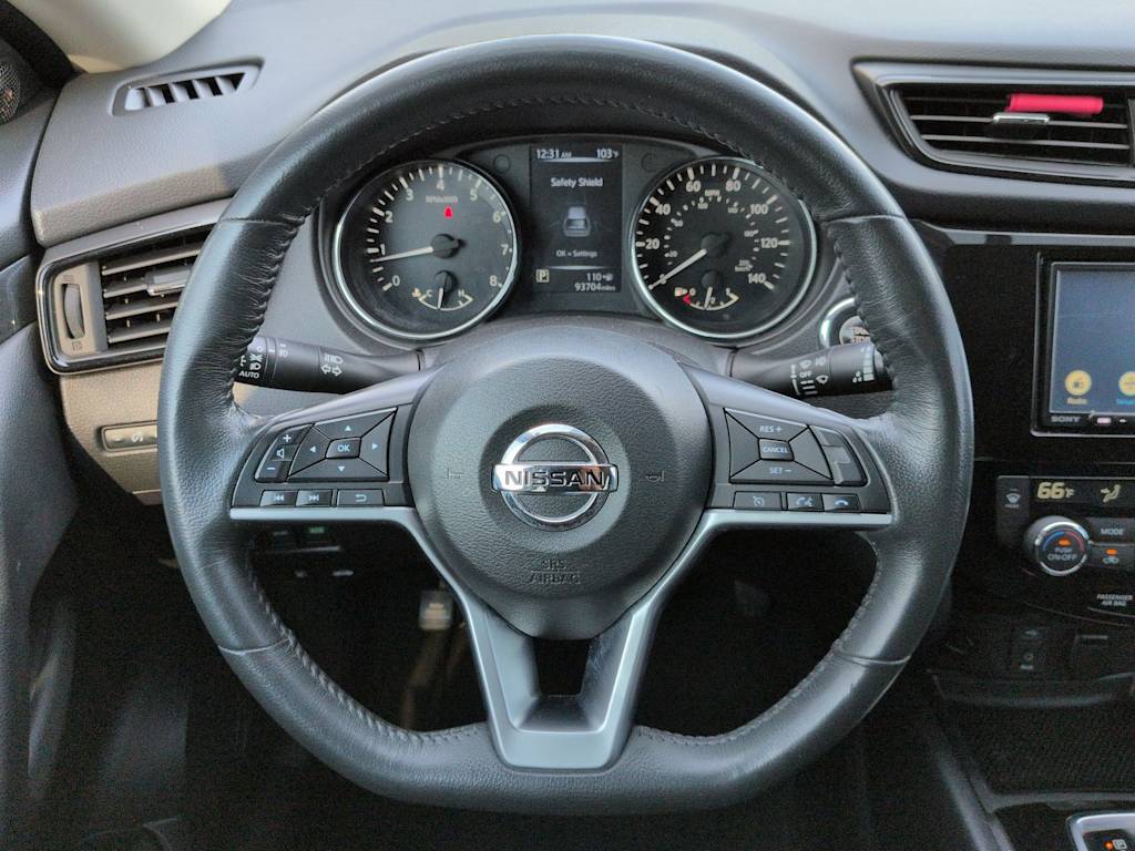 Thumbnail: 2017 Nissan Rogue - 13