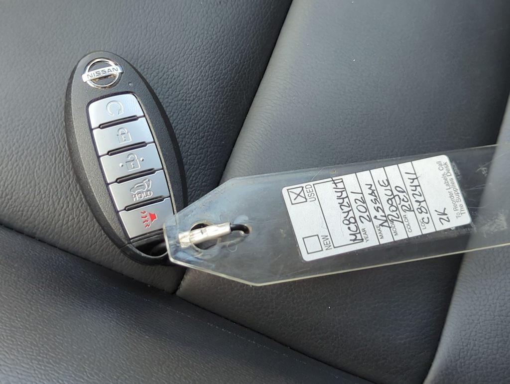 Thumbnail: 2021 Nissan Rogue - 19