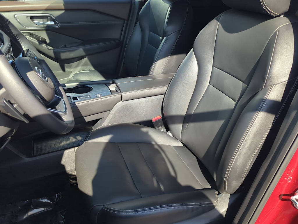 Thumbnail: 2021 Nissan Rogue - 12