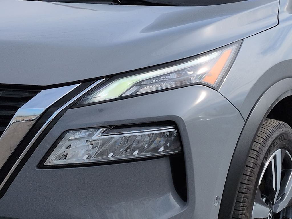 Thumbnail: 2022 Nissan Rogue - 25