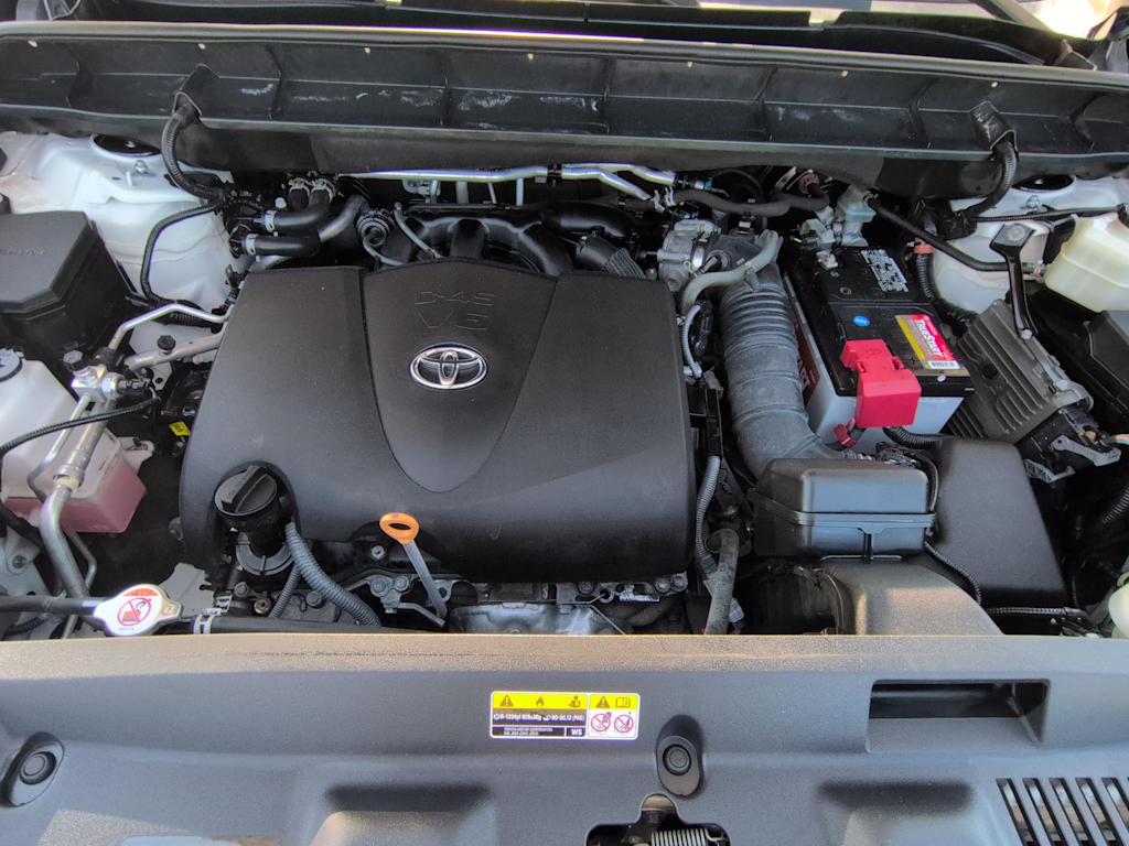 Thumbnail: 2021 Toyota Highlander - 9