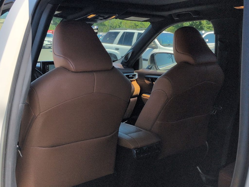 Thumbnail: 2021 Toyota Highlander - 19