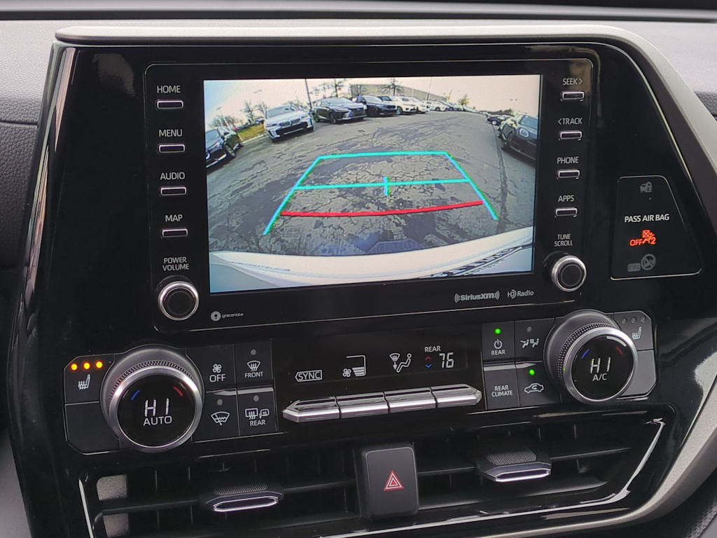 Thumbnail: 2022 Toyota Highlander - 35