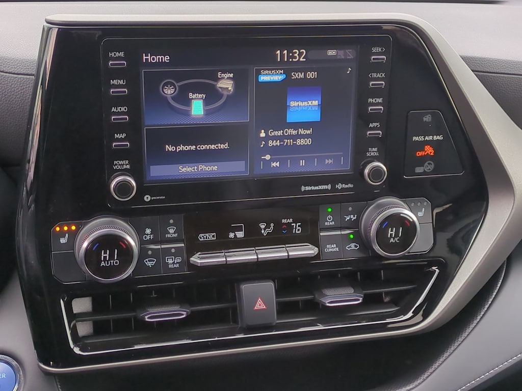 Thumbnail: 2022 Toyota Highlander - 16