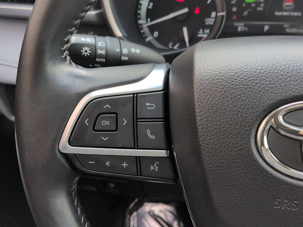 Thumbnail: 2021 Toyota Highlander - 31