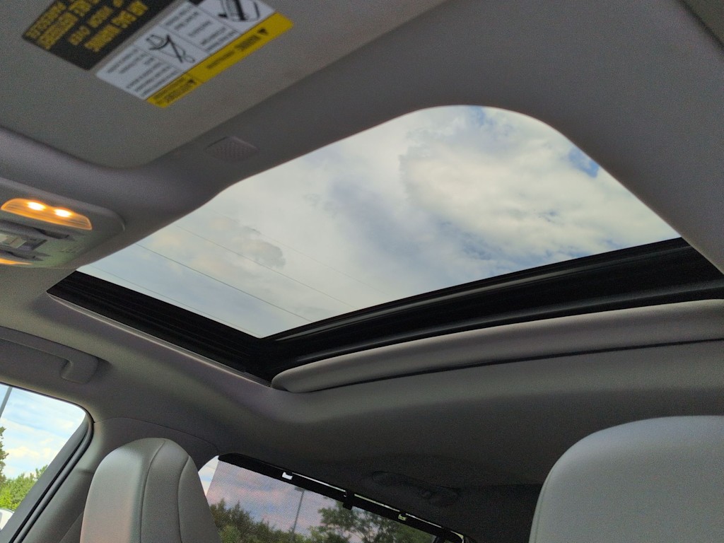 Thumbnail: 2021 Toyota Highlander - 27