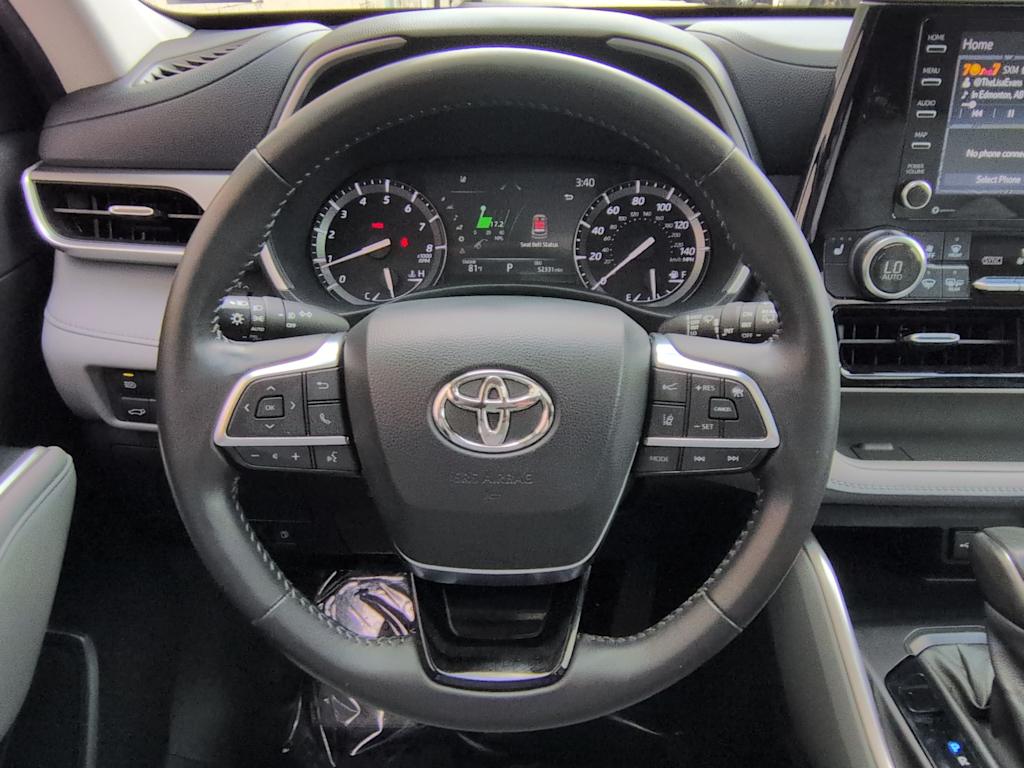 Thumbnail: 2021 Toyota Highlander - 14