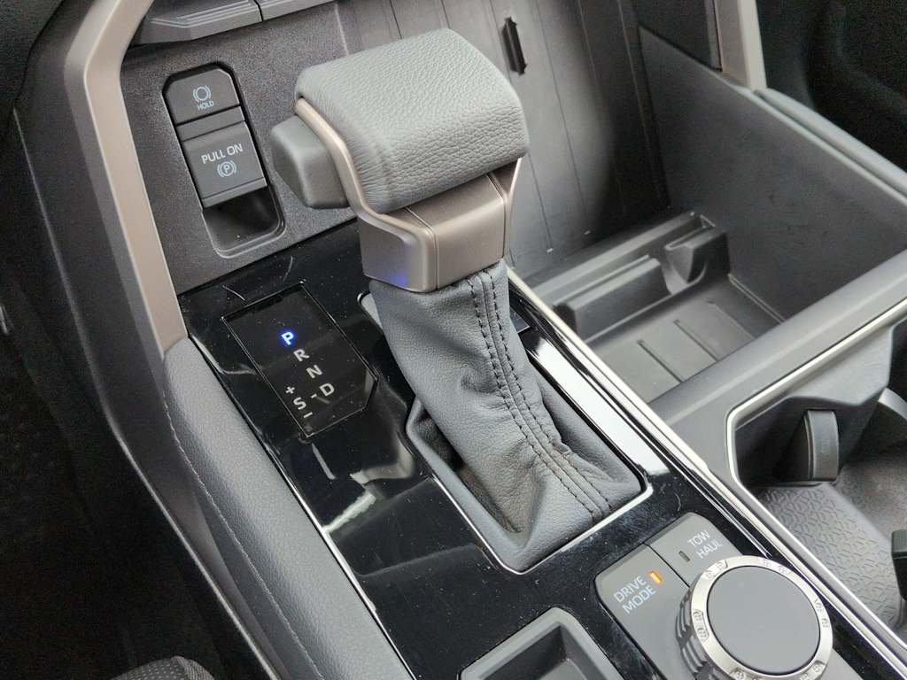 Thumbnail: 2025 Toyota Tundra - 16