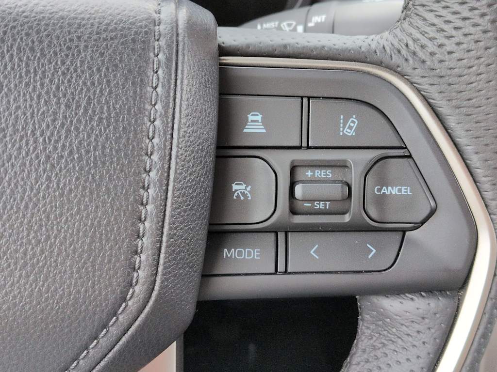 Thumbnail: 2025 Toyota Tundra - 31