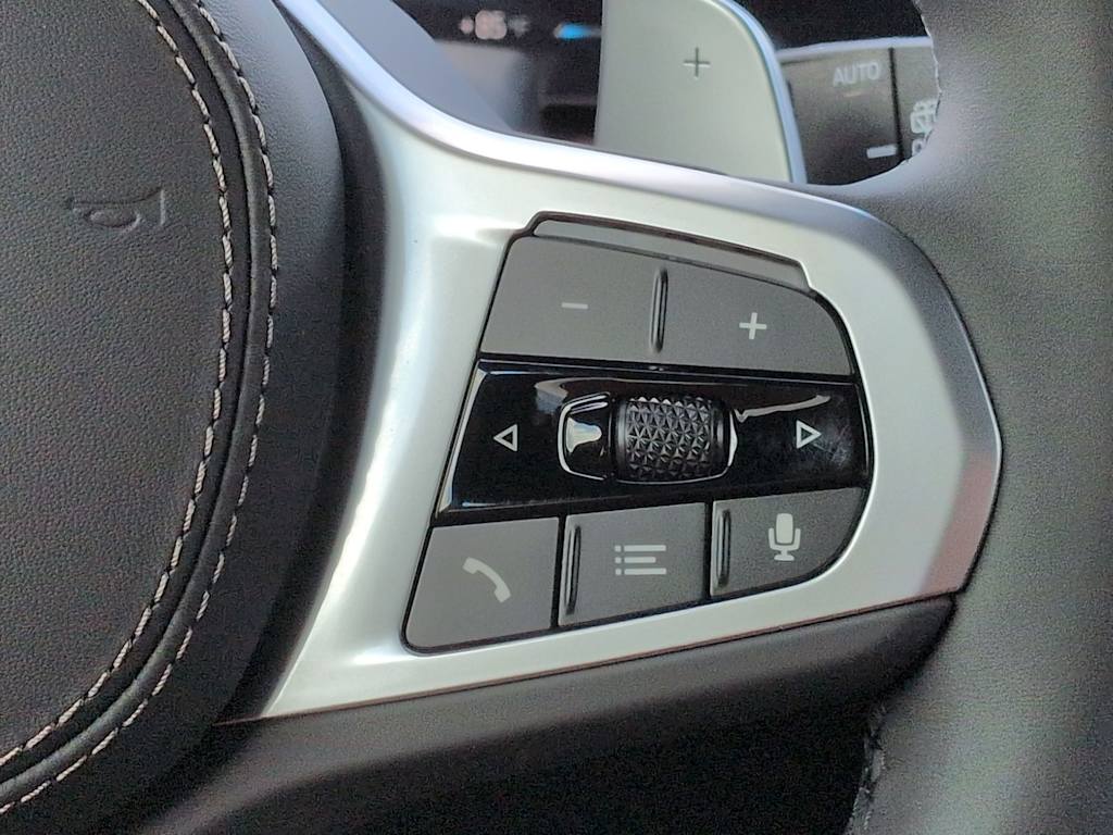 Thumbnail: 2027 BMW X7 - 33