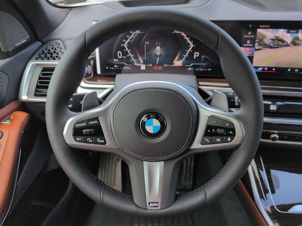 Thumbnail: 2027 BMW X7 - 14