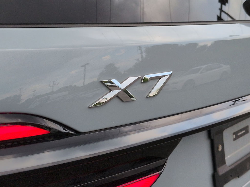 Thumbnail: 2025 BMW X7 - 26