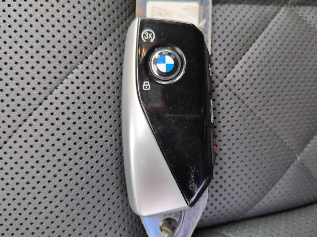 Thumbnail: 2027 BMW X7 - 18