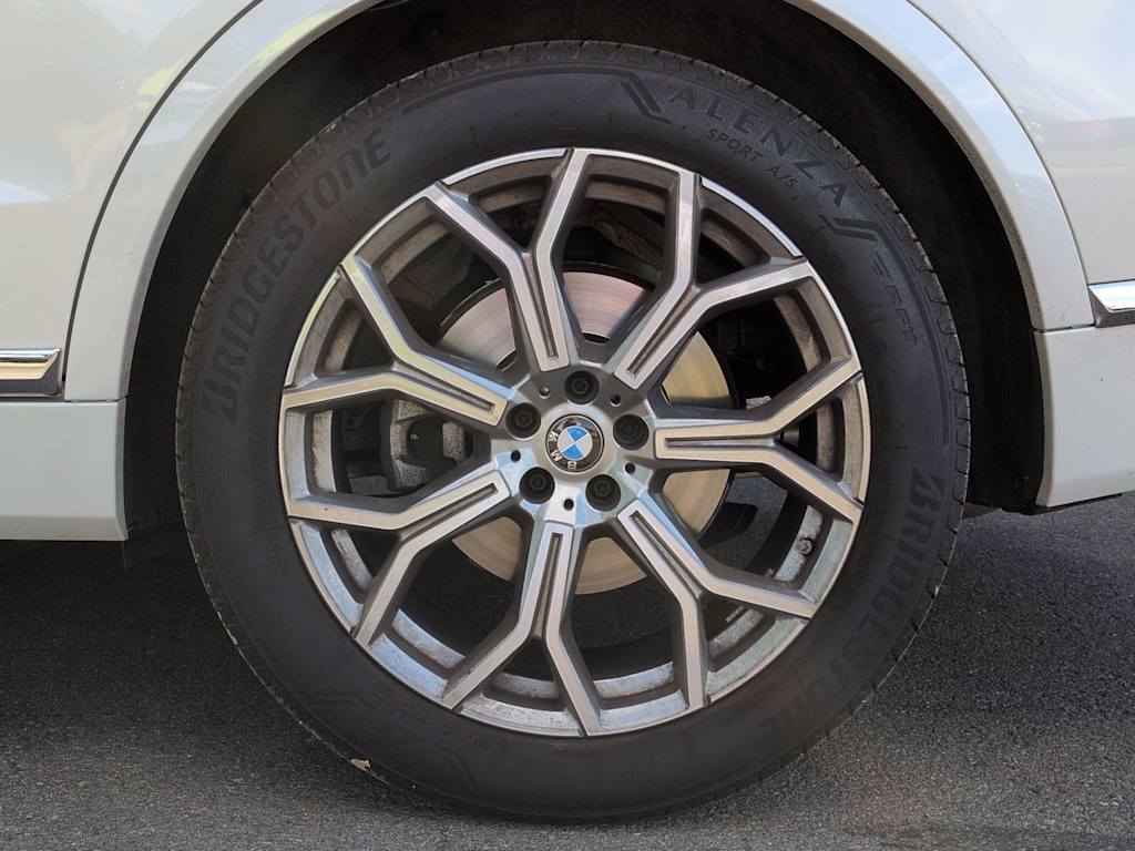 Thumbnail: 2026 BMW X7 - 26