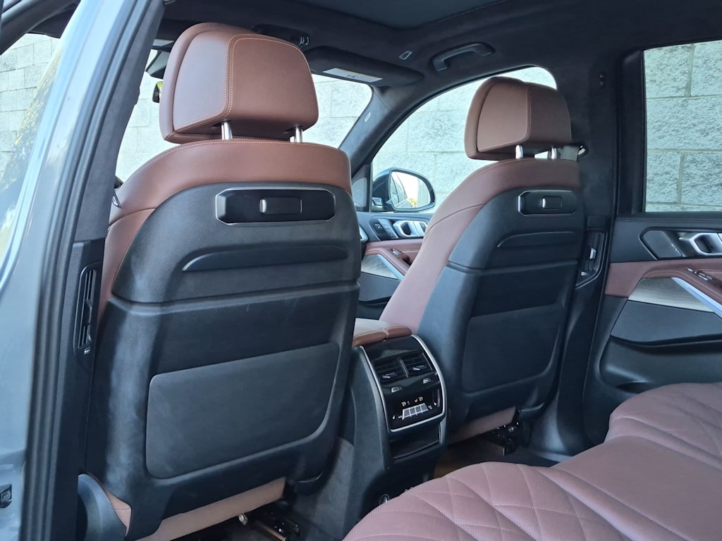 Thumbnail: 2024 BMW X7 - 13