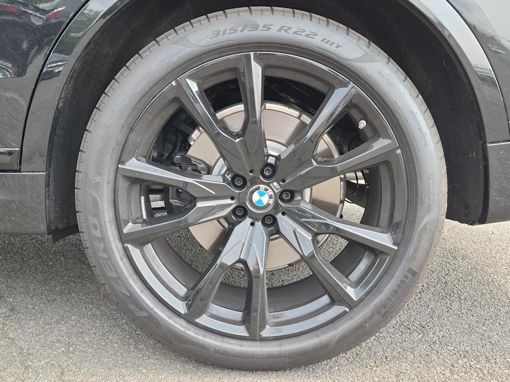 Thumbnail: 2025 BMW X7 - 8
