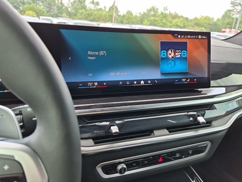 Thumbnail: 2025 BMW X7 - 15