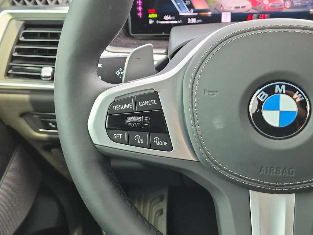 Thumbnail: 2025 BMW X7 - 32