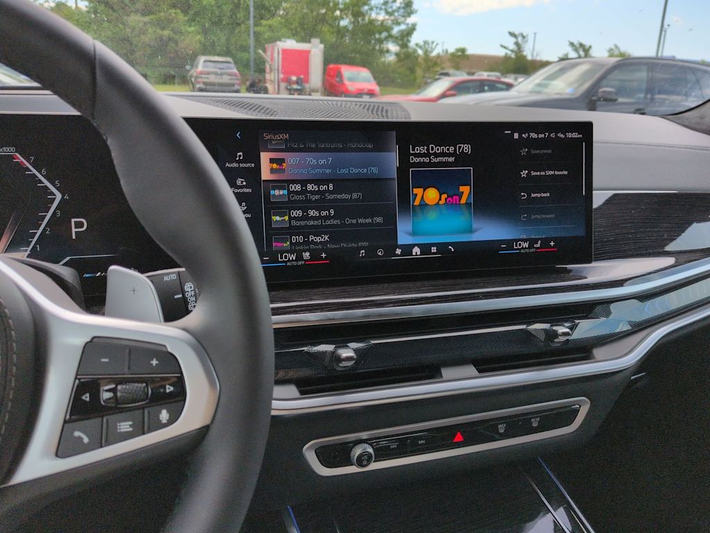 Thumbnail: 2026 BMW X7 - 34